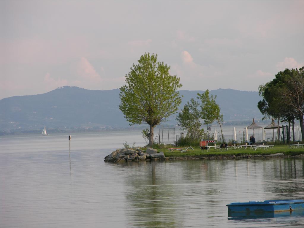 Appartamento Vacanze Magnolia E Glicine Tuoro sul Trasimeno Exterior photo